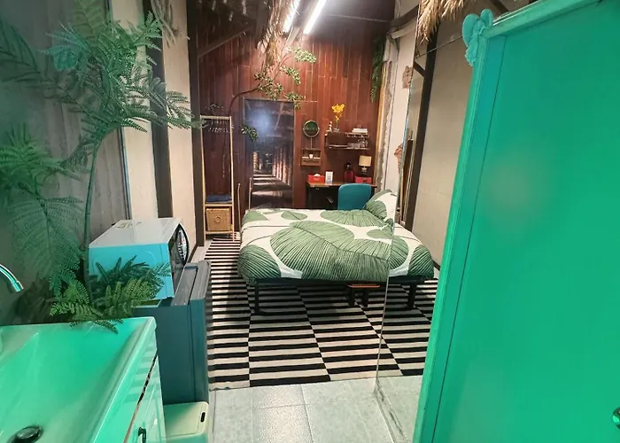 New York Loft & Japanese Magic By V4skin Апартаменты *