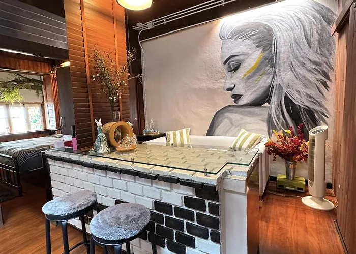 Апартаменты New York Loft & Japanese Magic By V4skin
